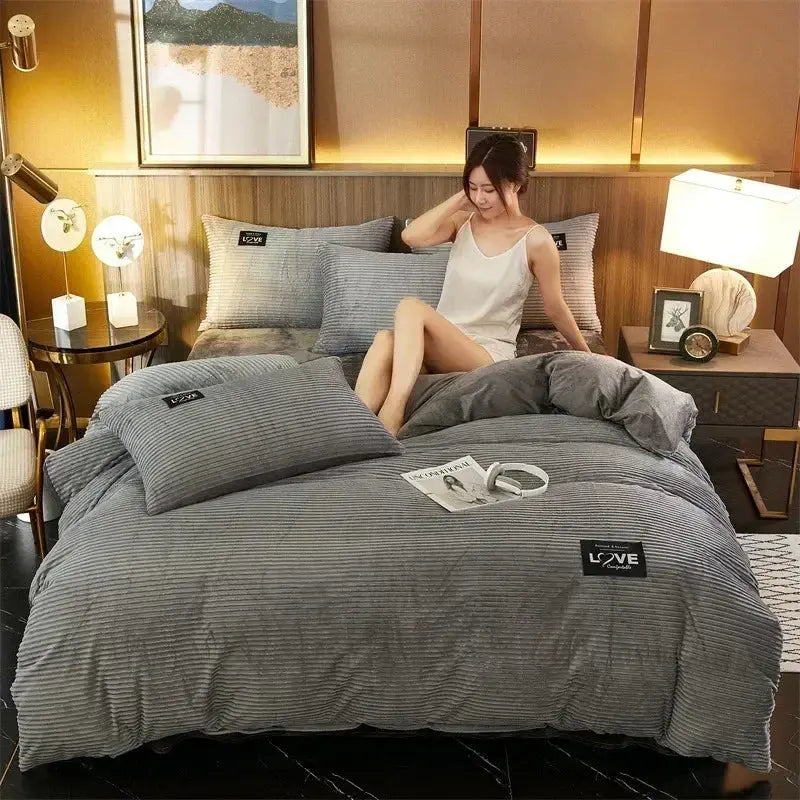 Ultra-Soft Velvet Duvet Cover Warm Thick Bed Quilt Cover Double Bed Luxury Bedding Solid Color Velvet Duvet Cover 겨울용 따뜻한 이불 커버 upscaleclicks