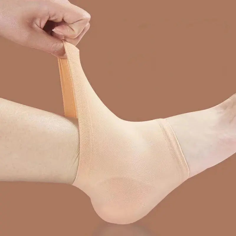 2Pcs Heel Protective Cover Foot Heels Socks Pain Relief Feet Care Sock Black Silicone Anti-Crack Moisturizing Shoe Pads Unisex upscaleclicks