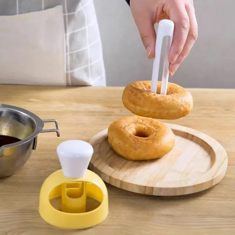 Bread Pastry Chocolate Maker Food Desserts Donut Cake Mold DIY Creative Doughnuts Kitchen Tools Cooking Cutter Baking Tool Deco upscaleclicks