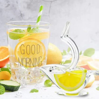 Mini Bird-Shaped Manual Juicer - Perfect for Fresh Orange & Lemon Juice on the Go! 🍊🍋✨