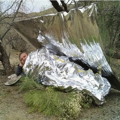 Outdoor Life Emergency Sleeping Bag Thermal Keep Warm Waterproof Mylar First Aid Emergency Blanke Camping Survival Gear upscaleclicks