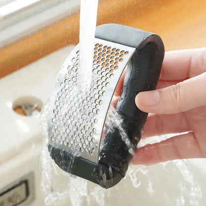 Stainless Steel Garlic Press Crusher Manual Garlic Mincer Chopping Garlic Tool Fruit Vegetable Tools Kitchen Accessories Gadget upscaleclicks