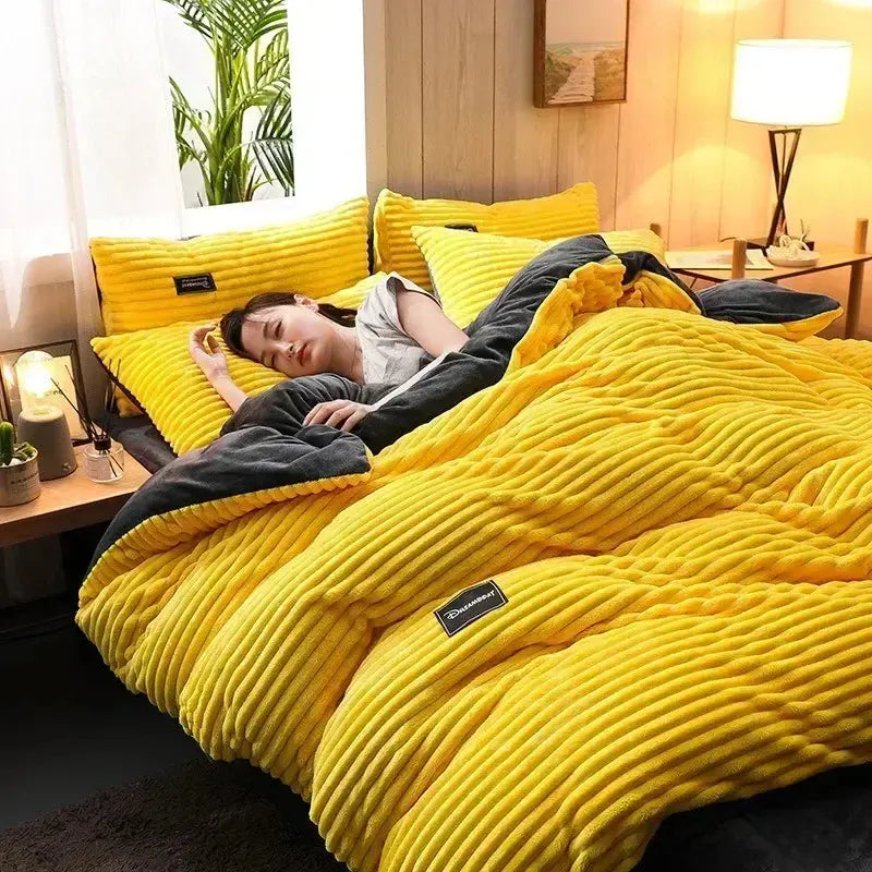 Ultra-Soft Velvet Duvet Cover Warm Thick Bed Quilt Cover Double Bed Luxury Bedding Solid Color Velvet Duvet Cover 겨울용 따뜻한 이불 커버 upscaleclicks
